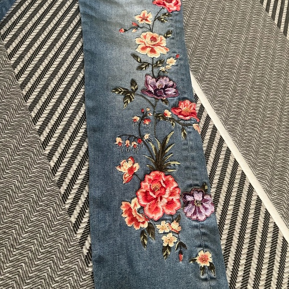 Driftwood Audrey Embroidered Jeans - Size 29 - Picture 3 of 10